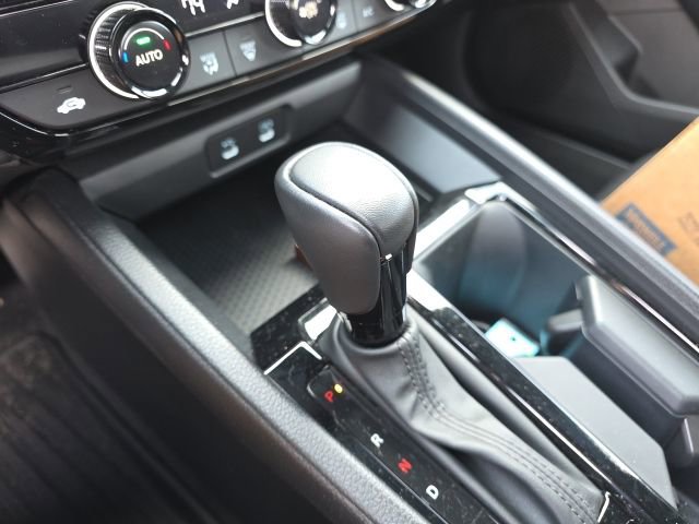 Used 2024 Honda Accord Sport image 14