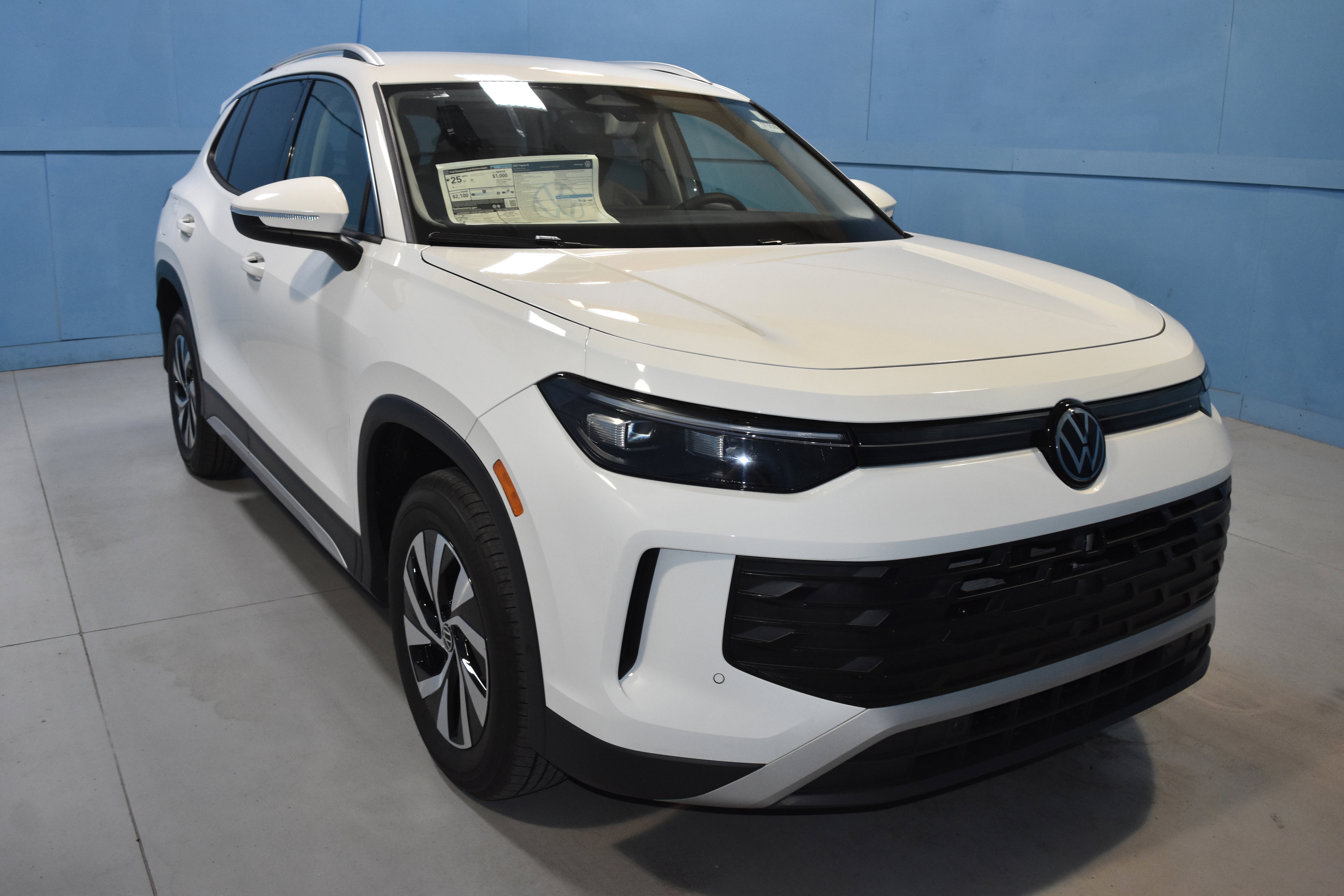 New 2025 Volkswagen Tiguan S