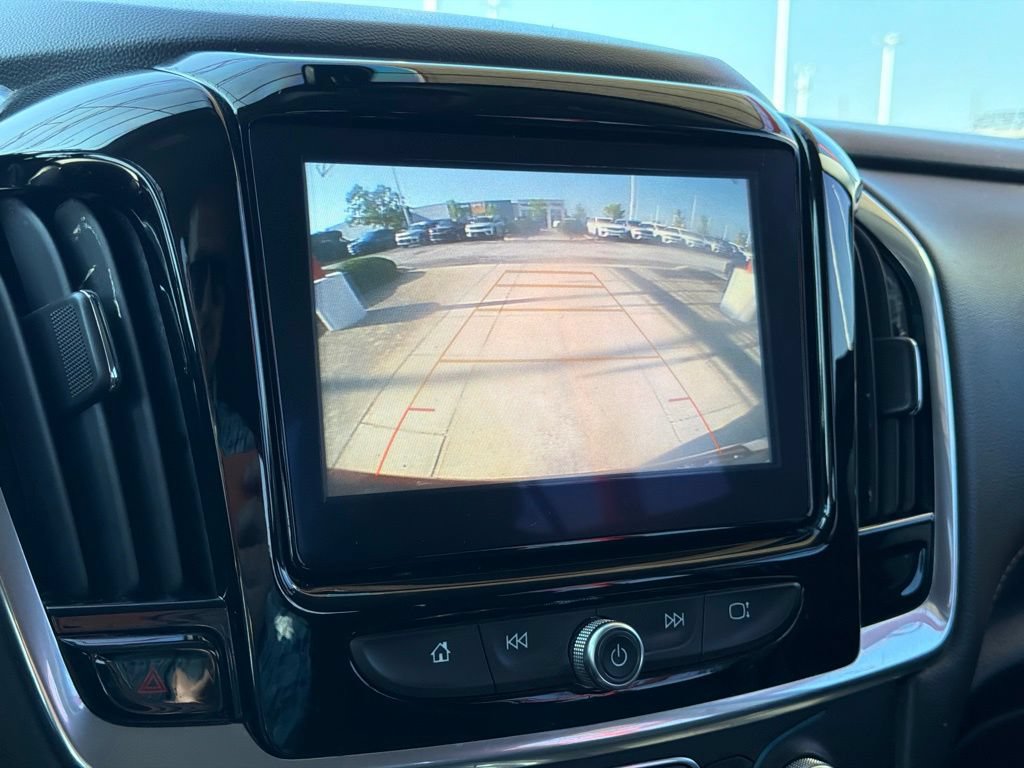 Used 2019 Chevrolet Traverse LT w/ LPO, Floor Liner Package AWD/4WD image 20
