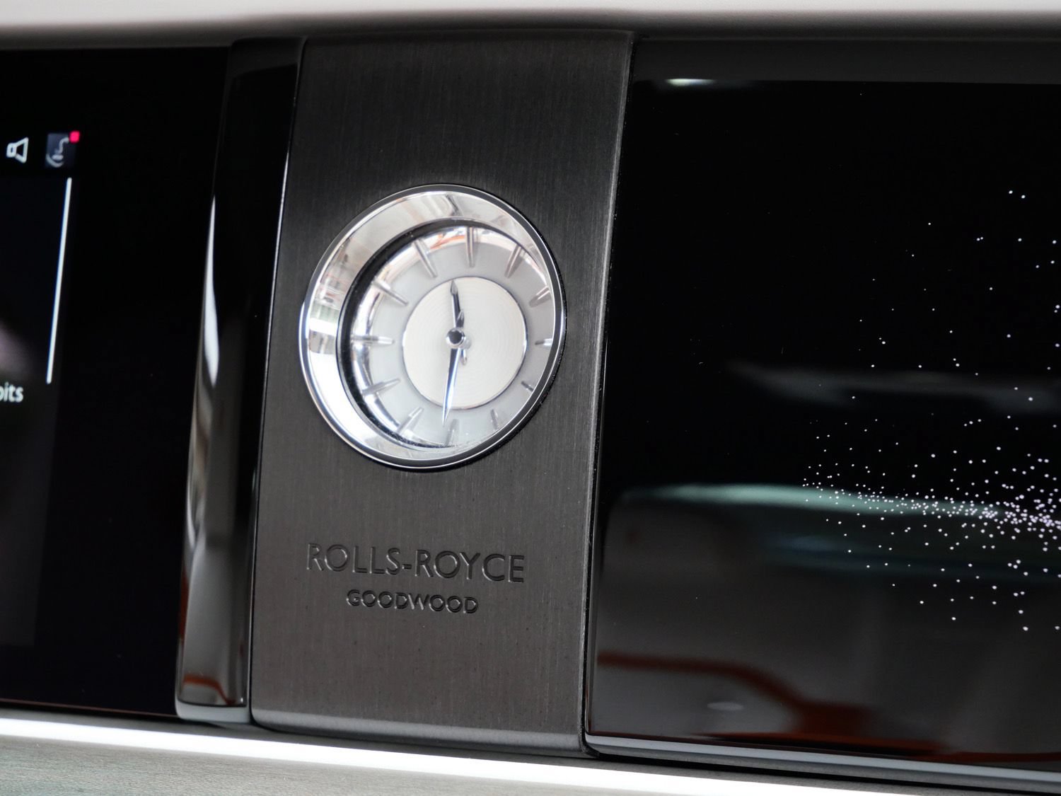 Certified 2024 Rolls-Royce Spectre w/ Spectre Launch Package AWD/4WD image 14