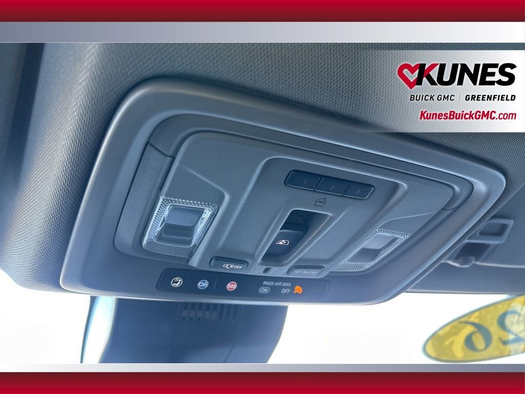 Used 2025 Chevrolet Silverado 1500 LT w/ Leather Package image 29