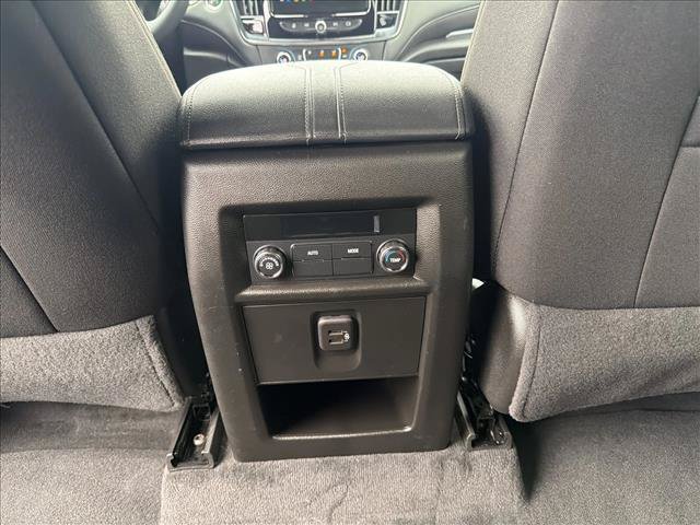 Used 2023 Chevrolet Traverse LT w/ LPO, 'HIT The Road' Package AWD/4WD image 23