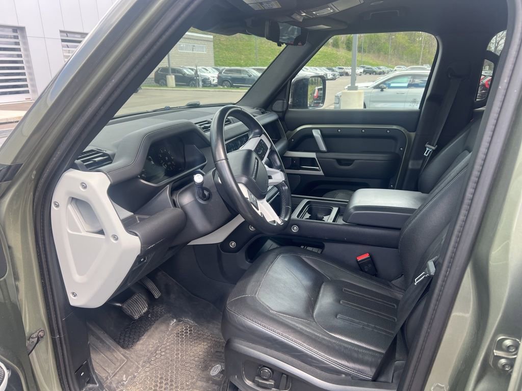 Used 2021 Land Rover Defender 110 X-Dynamic HSE AWD/4WD image 7