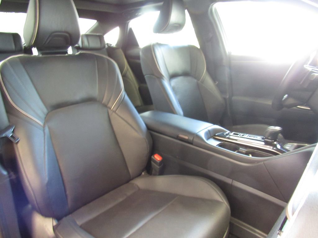 Used 2024 Toyota Crown Platinum AWD/4WD image 20