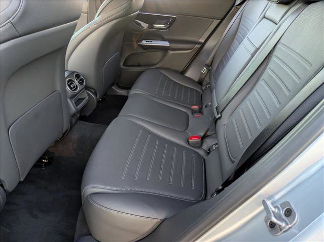 Used 2026 Mercedes-Benz GLC 300 4MATIC image 18