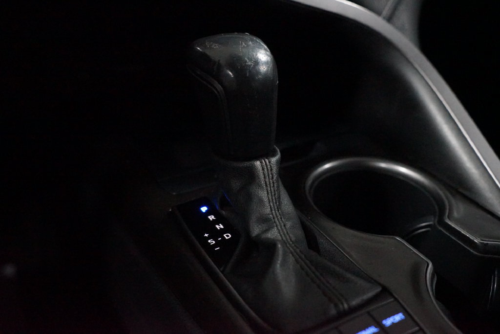 Used 2022 Toyota Camry SE FWD image 20