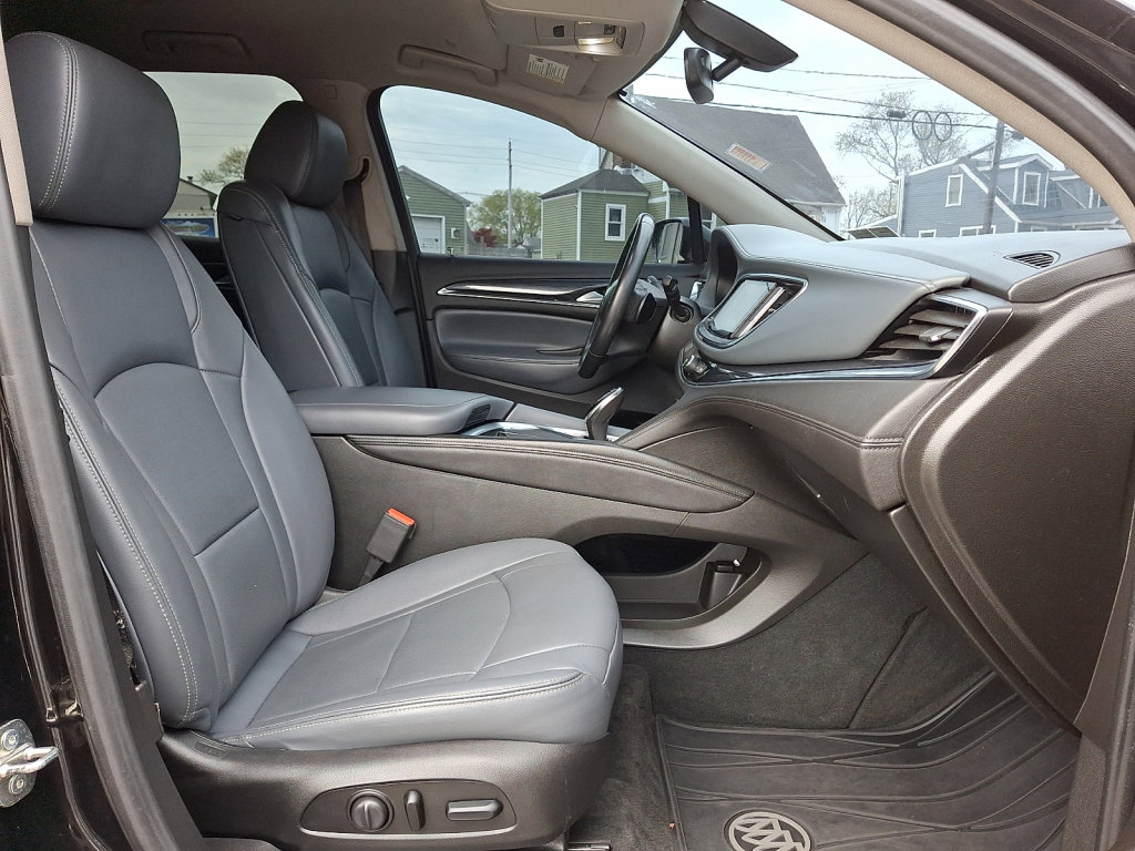 Used 2019 Buick Enclave Essence FWD image 12