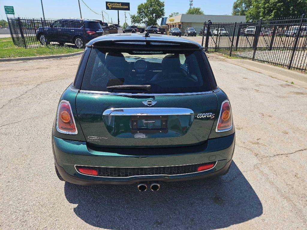 Used 2009 MINI Cooper S FWD image 4
