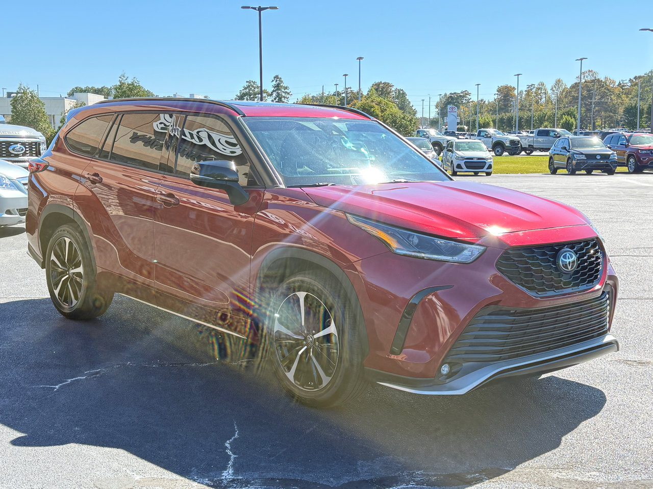 Used 2021 Toyota Highlander XSE image 6