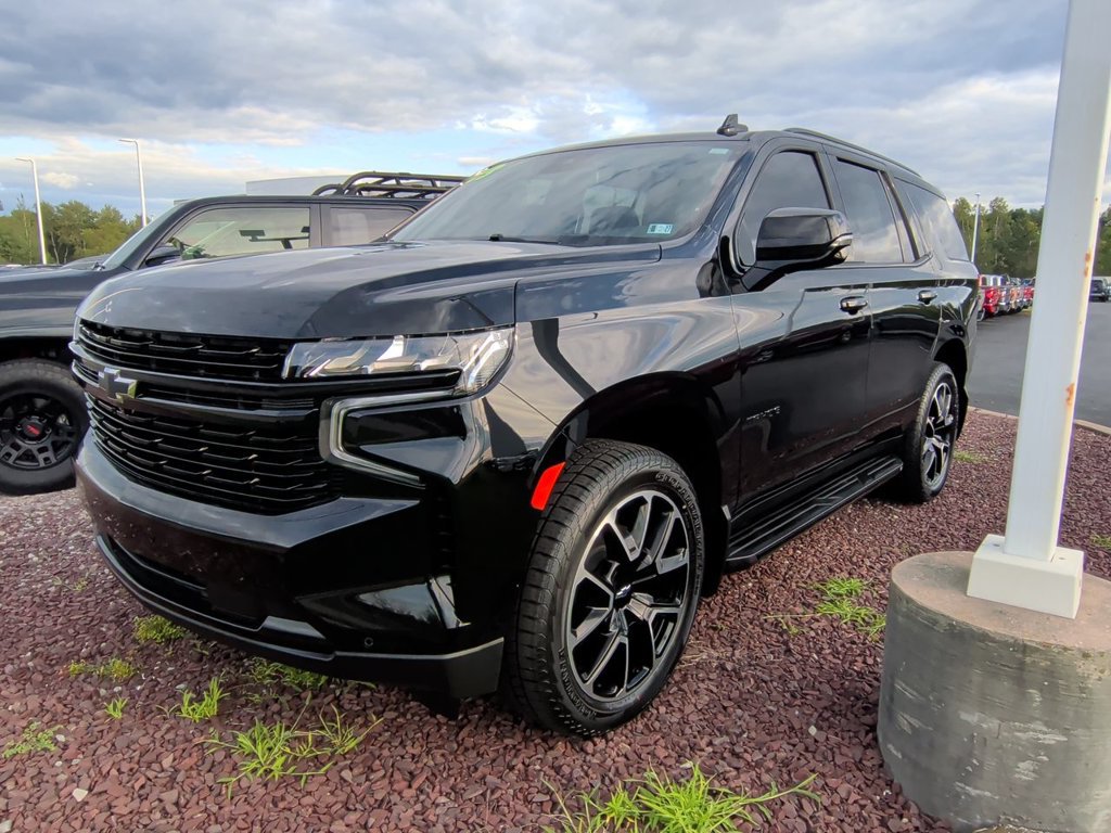 Used 2023 Chevrolet Tahoe RST w/ Luxury Package AWD/4WD image 4