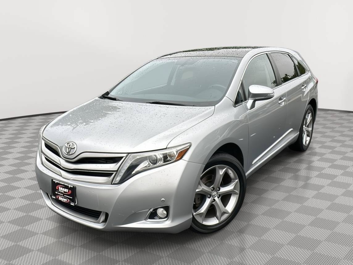 Used 2015 Toyota Venza Limited AWD/4WD image 1