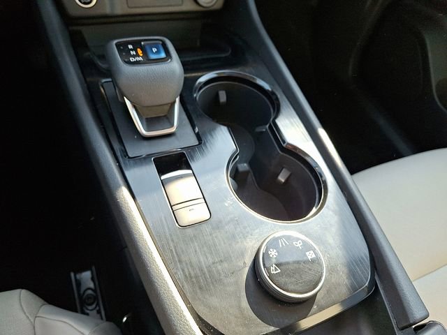 Used 2021 Nissan Rogue SV w/ Premium Package image 18