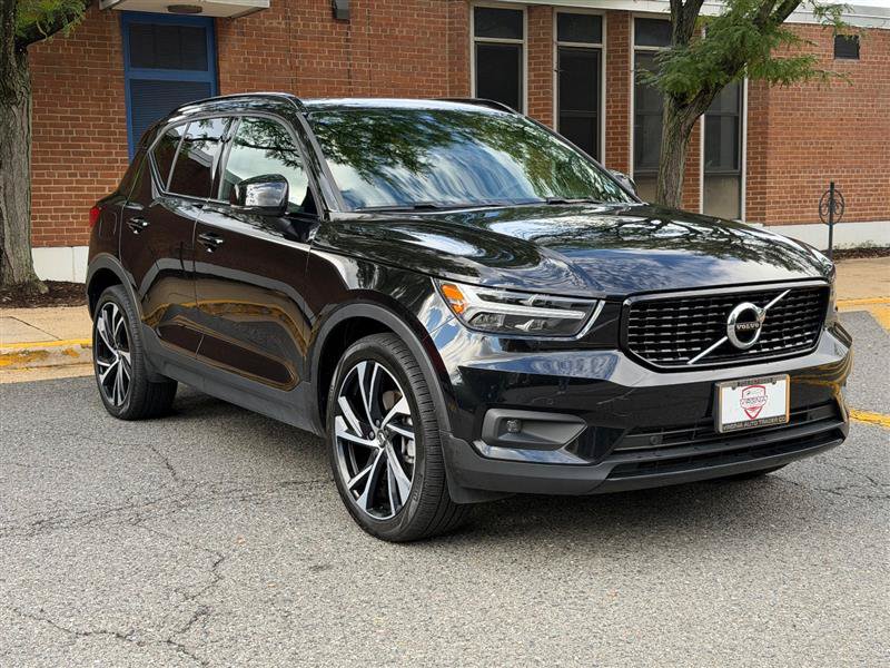 Used 2020 Volvo XC40 T5 R-Design w/ Protection Package Premier AWD/4WD image 5