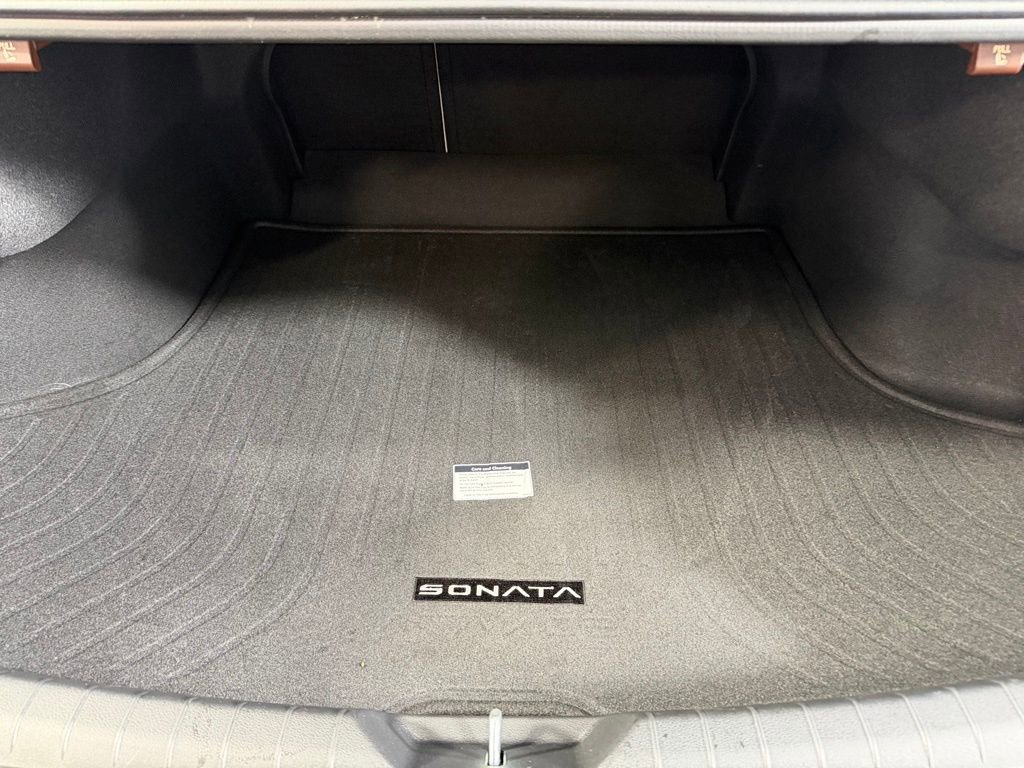 Used 2025 Hyundai Sonata Limited image 35