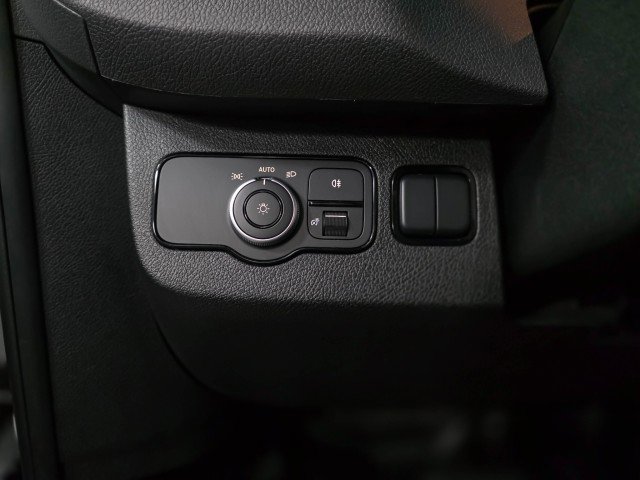 Used 2024 Mercedes-Benz Sprinter 2500 image 26