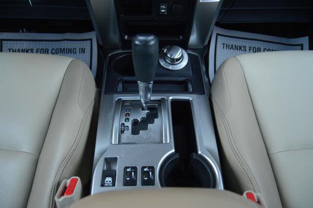 Used 2014 Toyota 4Runner SR5 Premium AWD/4WD image 26