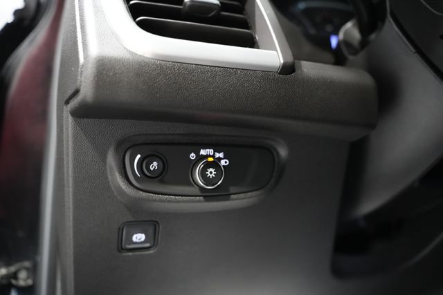 Used 2022 GMC Terrain SLE w/ Driver Convenience Package image 13