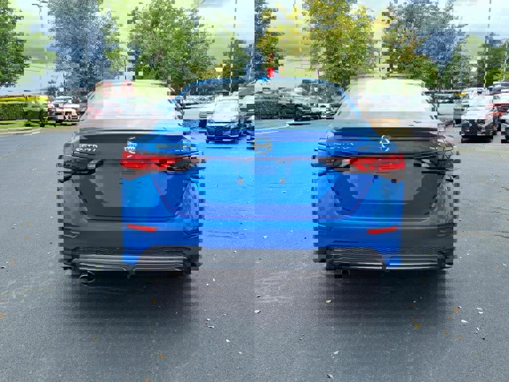 Used 2023 Nissan Sentra SR w/ Electronics Package image 23