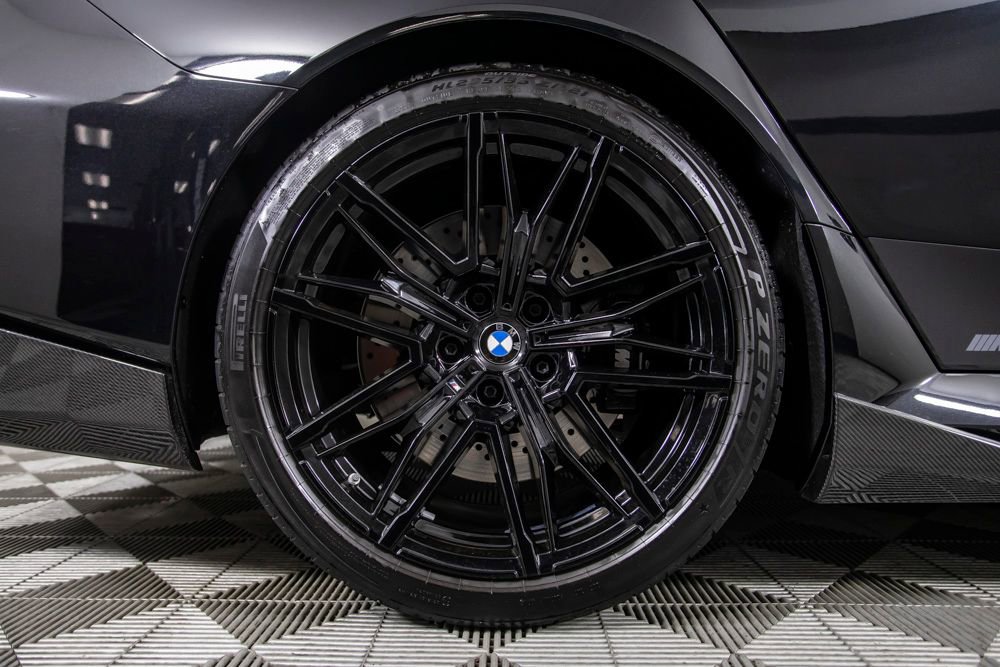 Used 2026 BMW M5 w/ Executive Package image 48