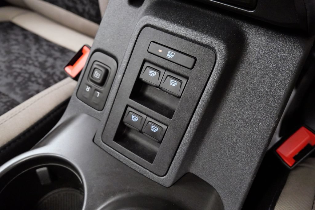 Used 2023 Ford Bronco Wildtrak AWD/4WD image 32