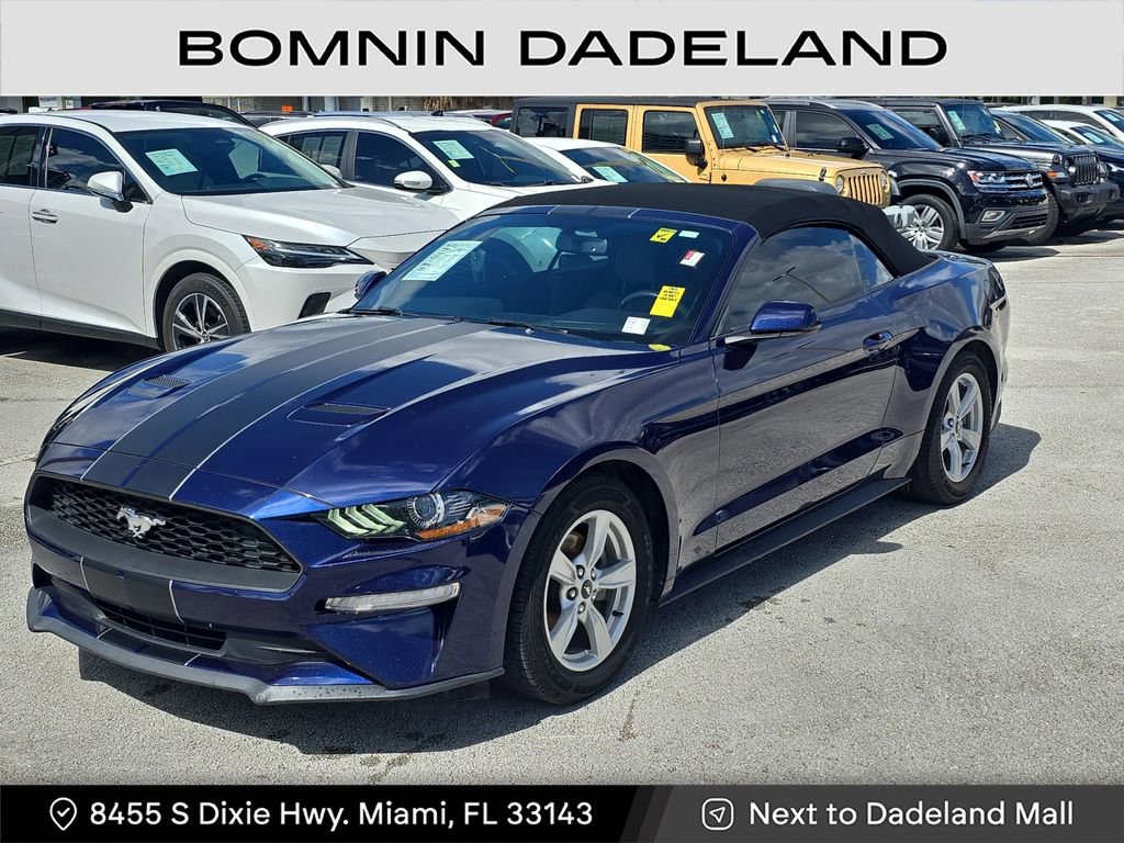 Used 2020 Ford Mustang Convertible image 2