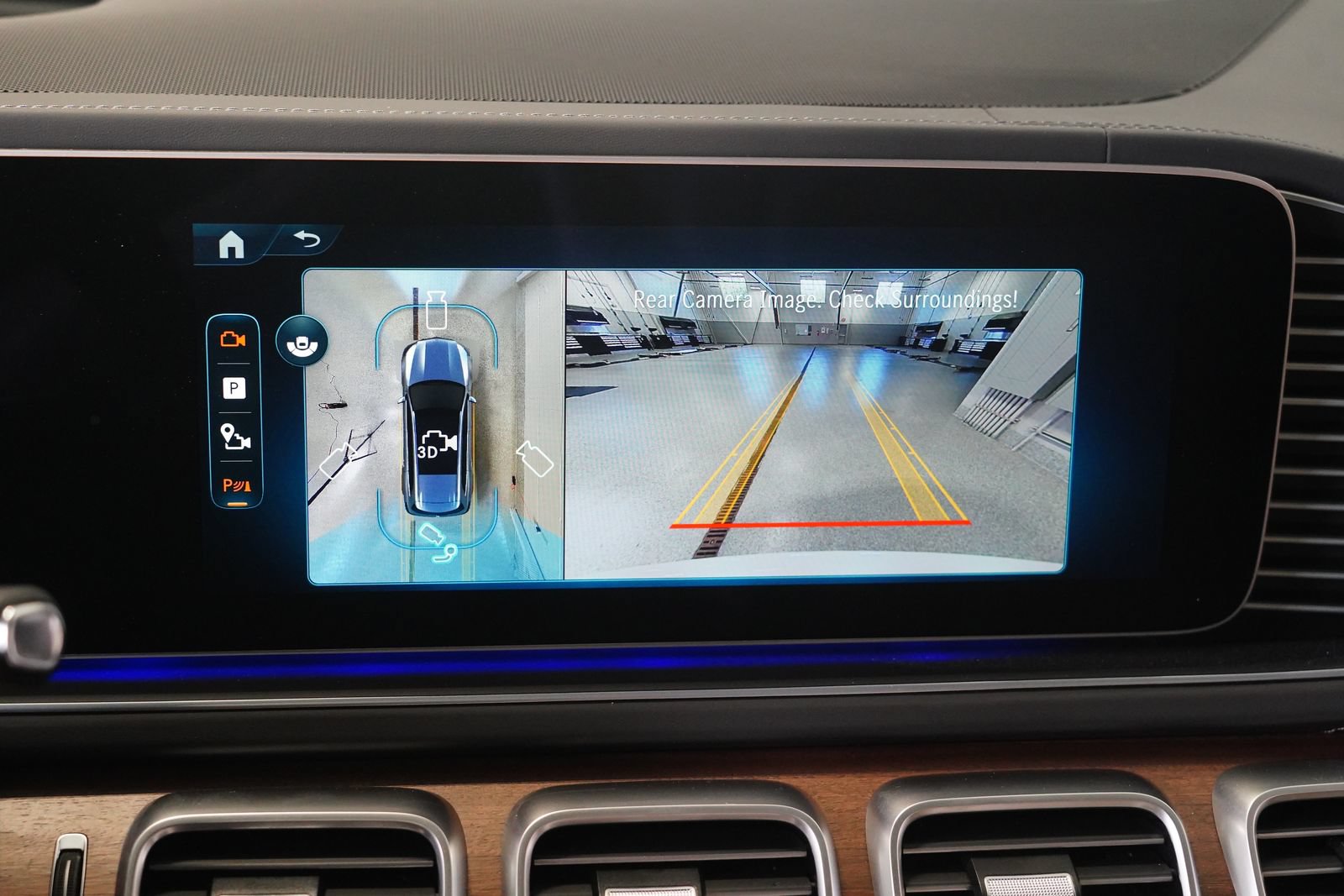 New 2026 Mercedes-Benz GLS 63 AMG 4MATIC image 30