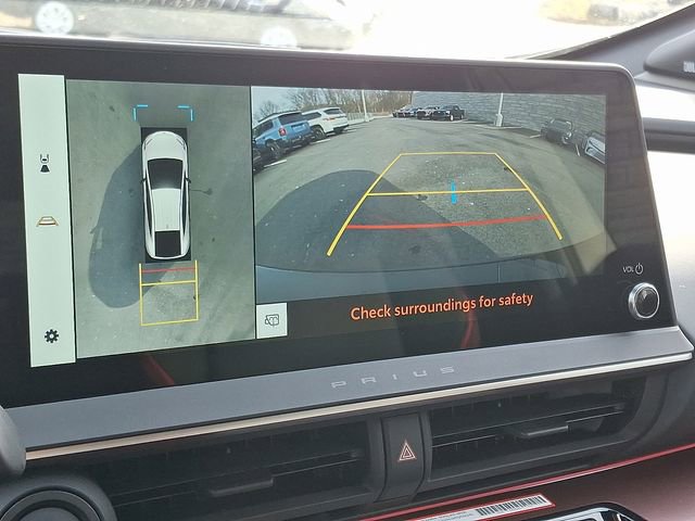 New 2026 Toyota Prius Plug-In Hybrid FWD image 17