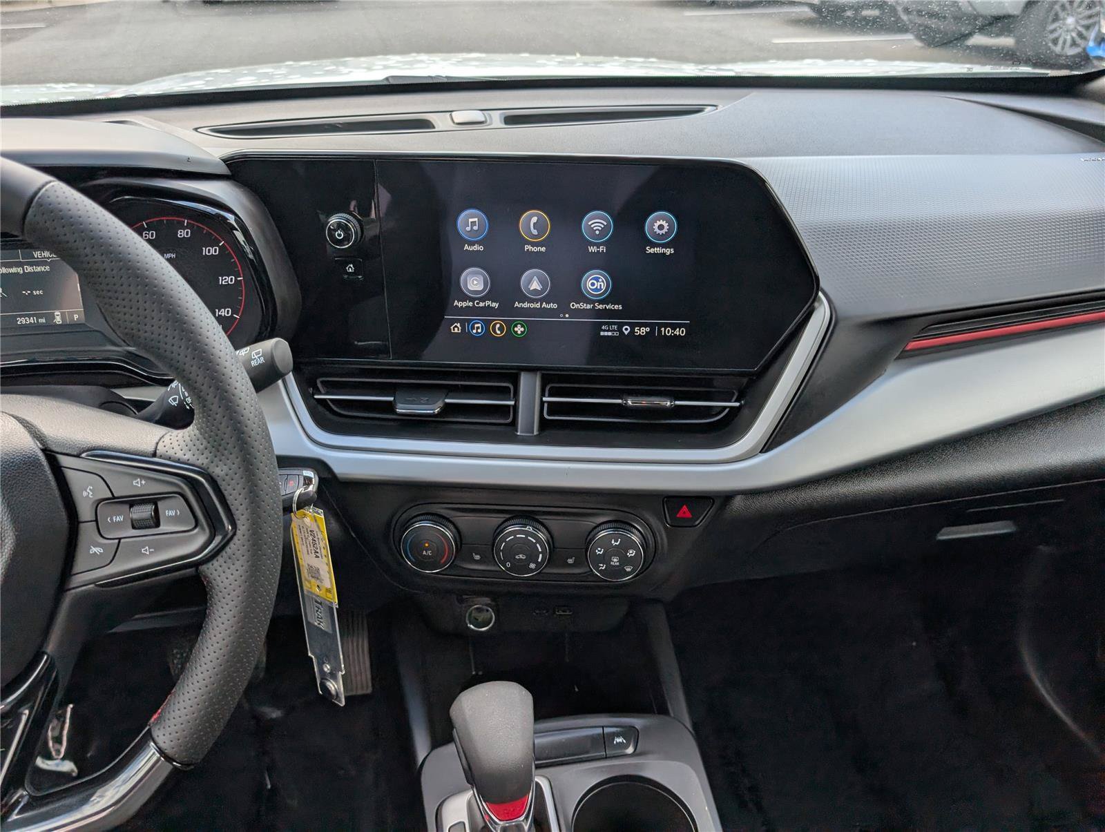 Used 2025 Chevrolet Trax RS w/ Sunroof Package FWD image 17
