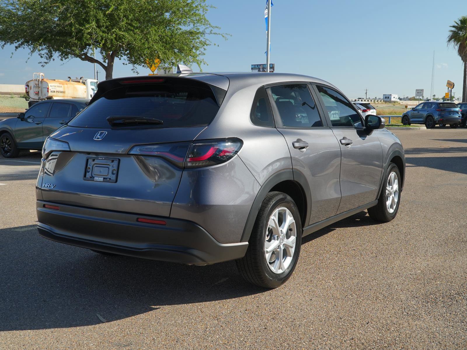 Used 2024 Honda HR-V LX image 5