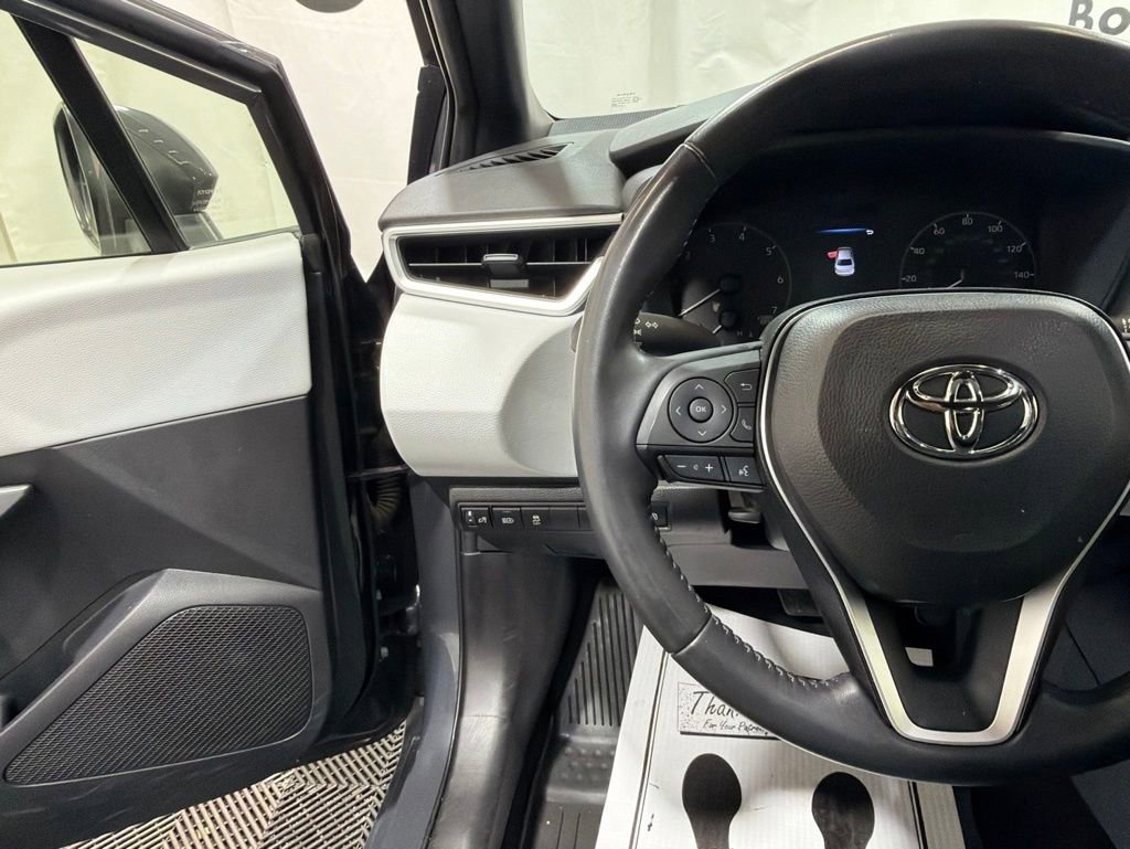Used 2023 Toyota Corolla SE w/ SE Package FWD image 26