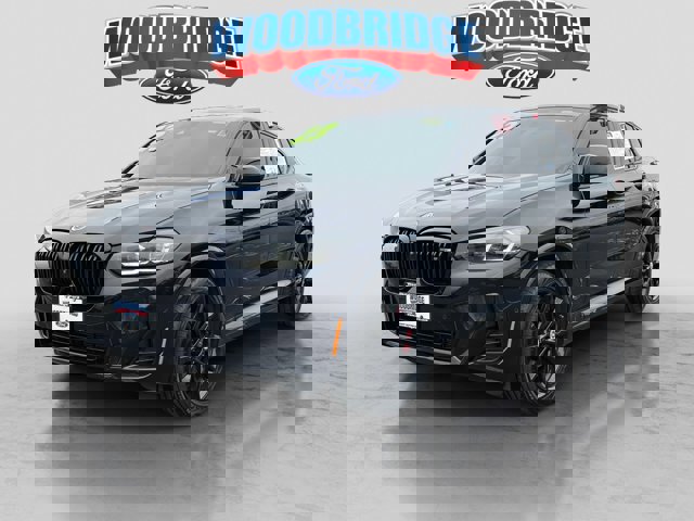 Used 2023 BMW X4 M40i w/ Premium Package image 2