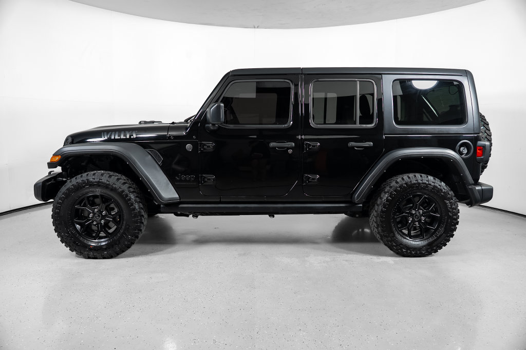 Used 2024 Jeep Wrangler Unlimited Sport AWD/4WD image 13