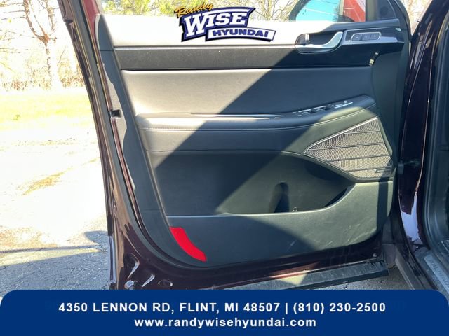 Used 2021 Hyundai Palisade Limited w/ Cargo Package image 10