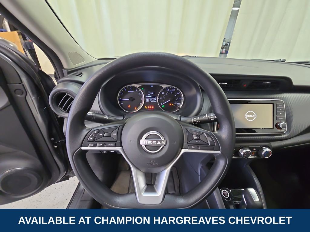 Used 2022 Nissan Kicks S FWD image 14
