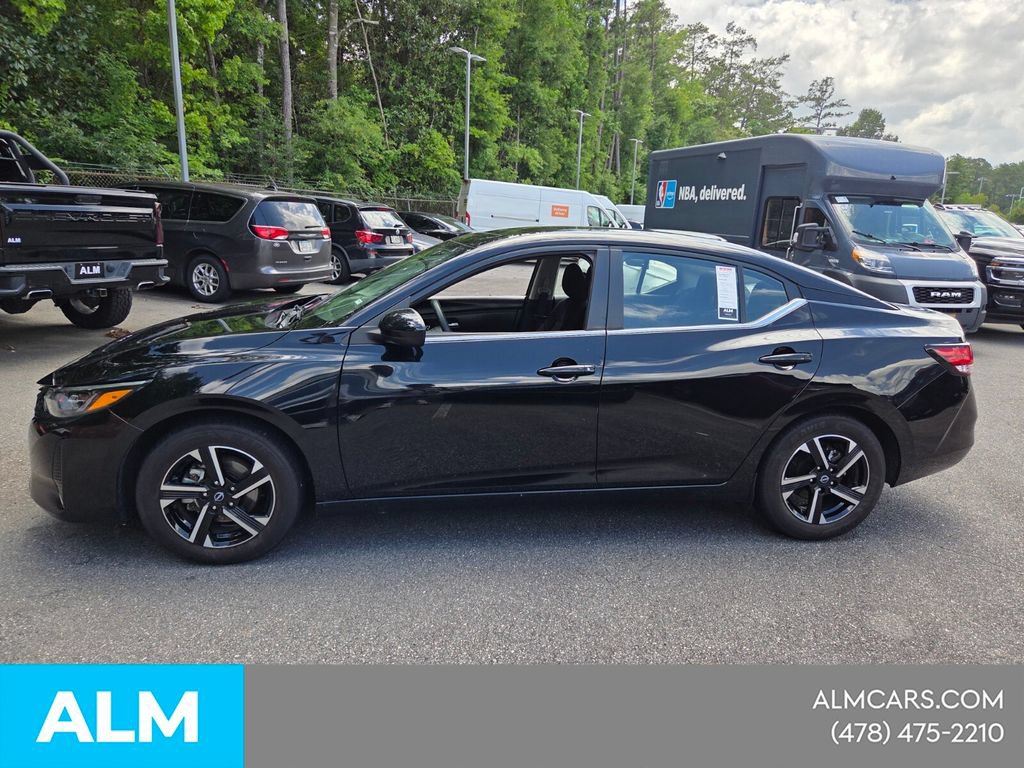 Used 2024 Nissan Sentra SV FWD image 5