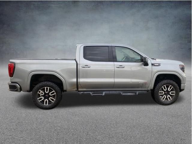 Used 2023 GMC Sierra 1500 AT4 w/ Technology Package AWD/4WD image 8