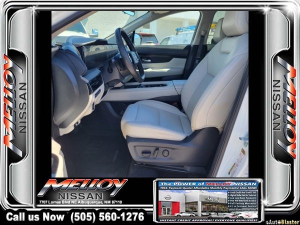 Used 2025 Nissan Murano SV image 8