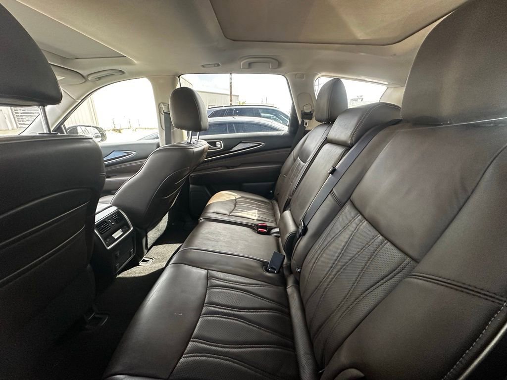 Used 2016 INFINITI QX60 FWD w/ Deluxe Technology Package image 5