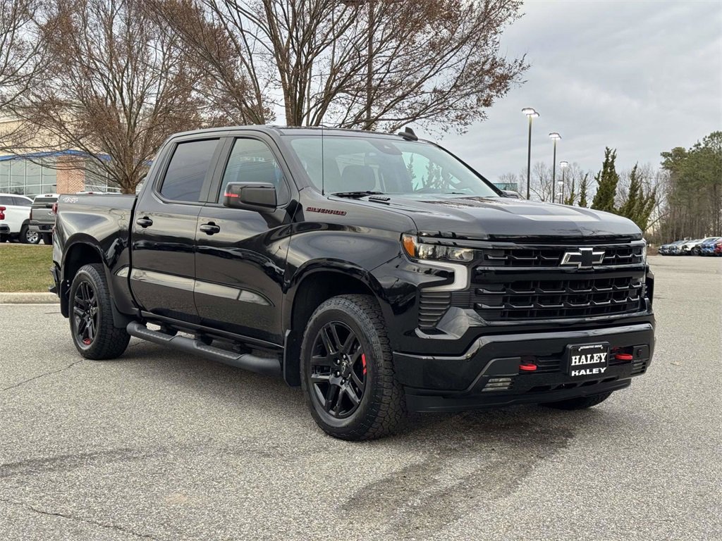 Used 2022 Chevrolet Silverado 1500 RST w/ Redline Edition image 2