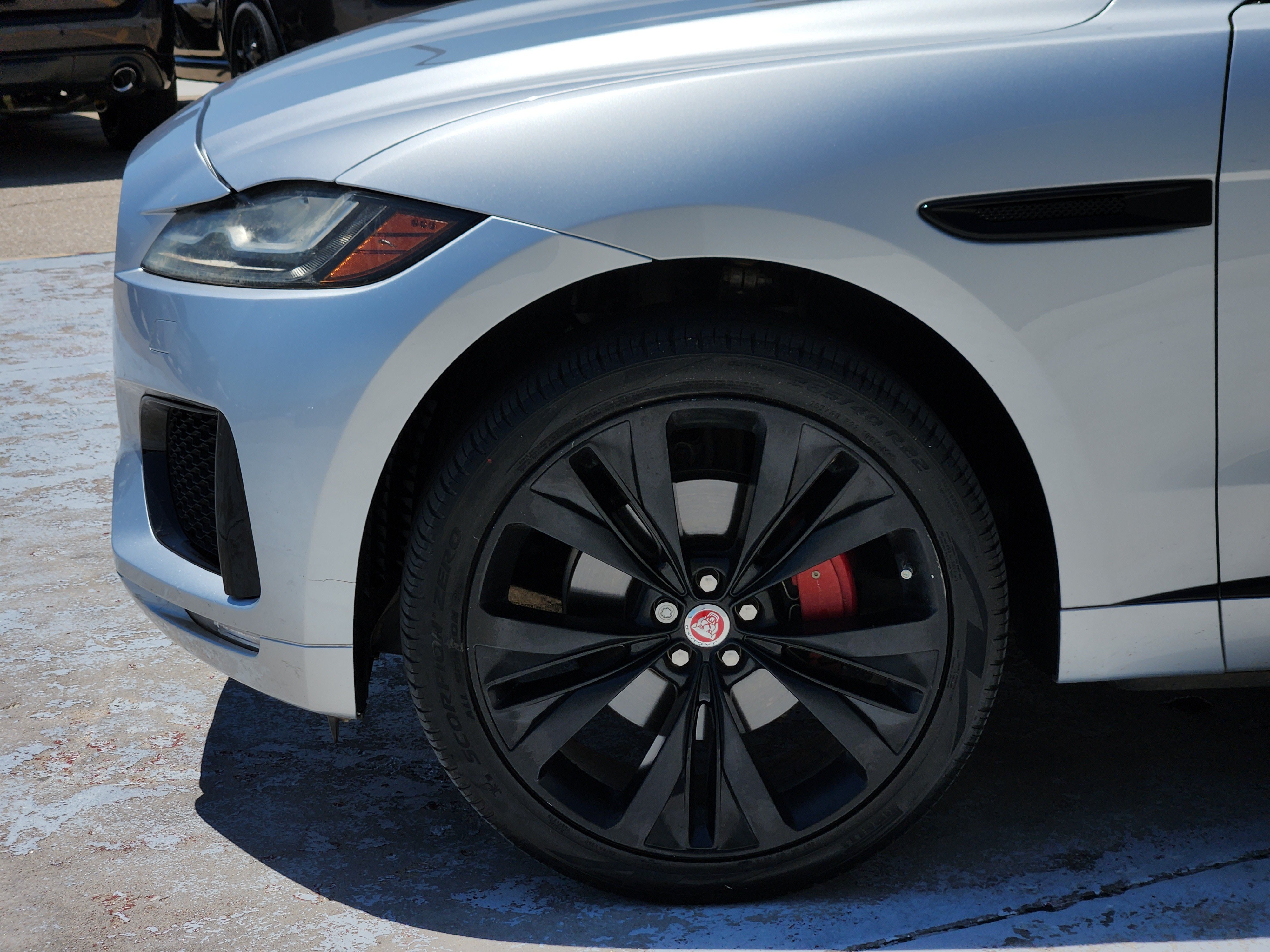 Used 2017 Jaguar F-PACE S AWD/4WD image 8