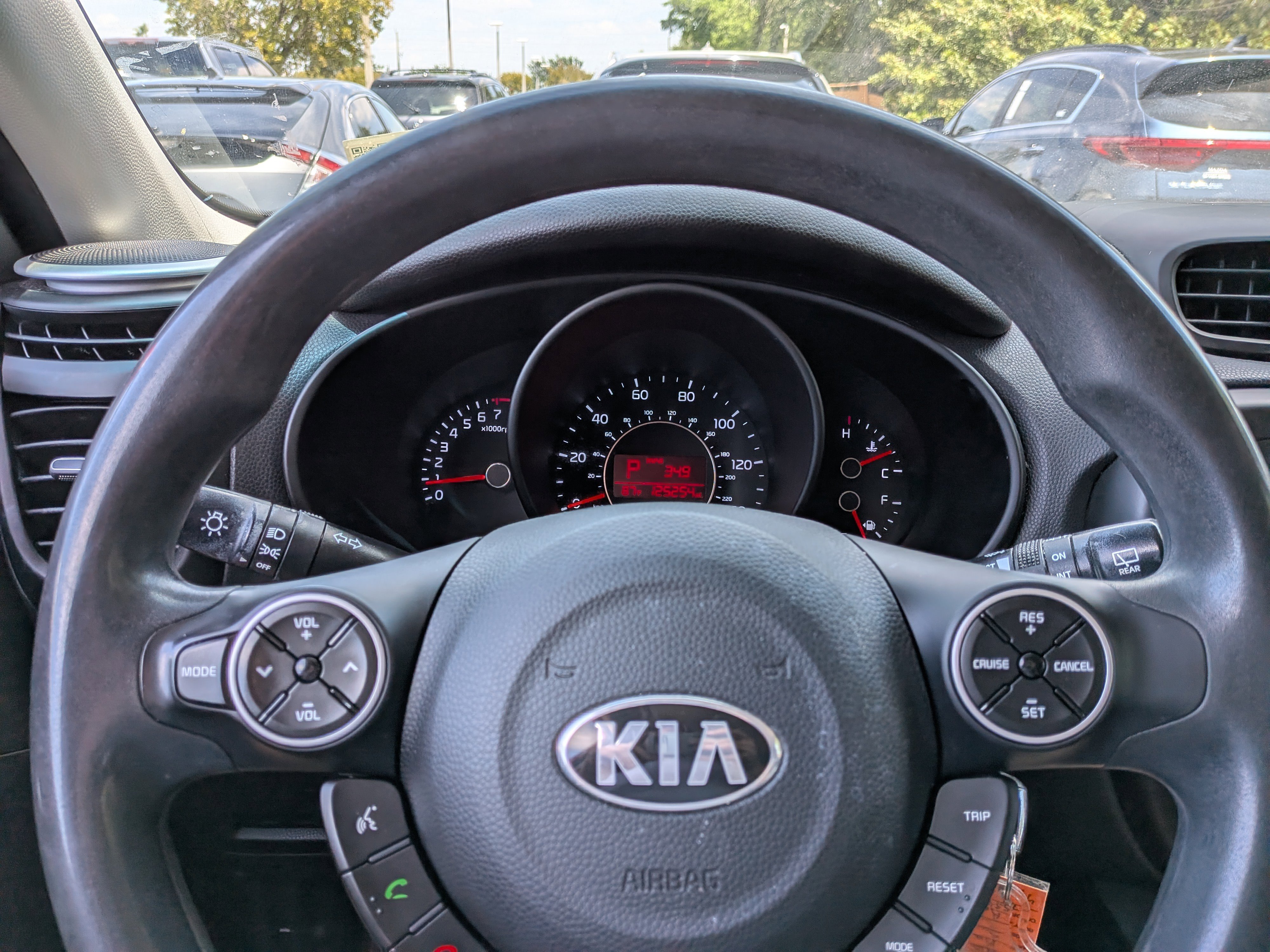 Used 2015 Kia Soul + FWD image 24