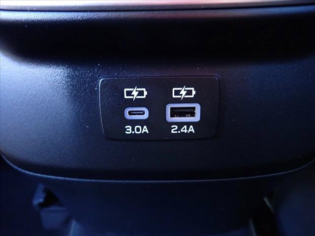 Certified 2025 Subaru Outback Premium AWD/4WD image 11