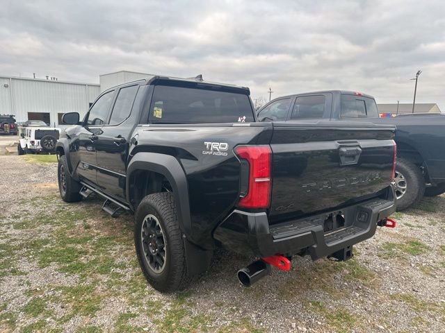 Used 2024 Toyota Tacoma TRD Off-Road image 6