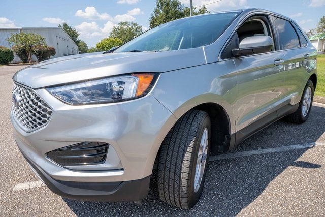 Used 2024 Ford Edge SEL AWD/4WD image 5