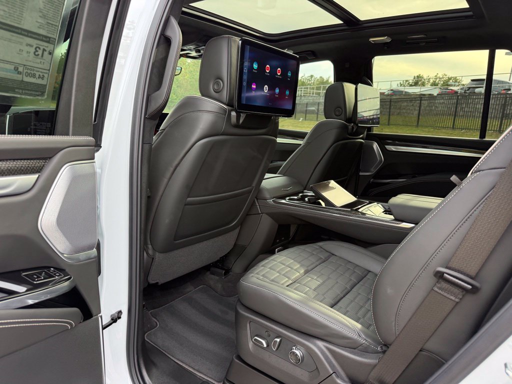 New 2026 Cadillac Escalade V AWD/4WD image 22
