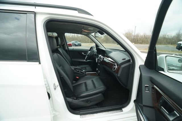 Used 2014 Mercedes-Benz GLK 350 2WD image 19
