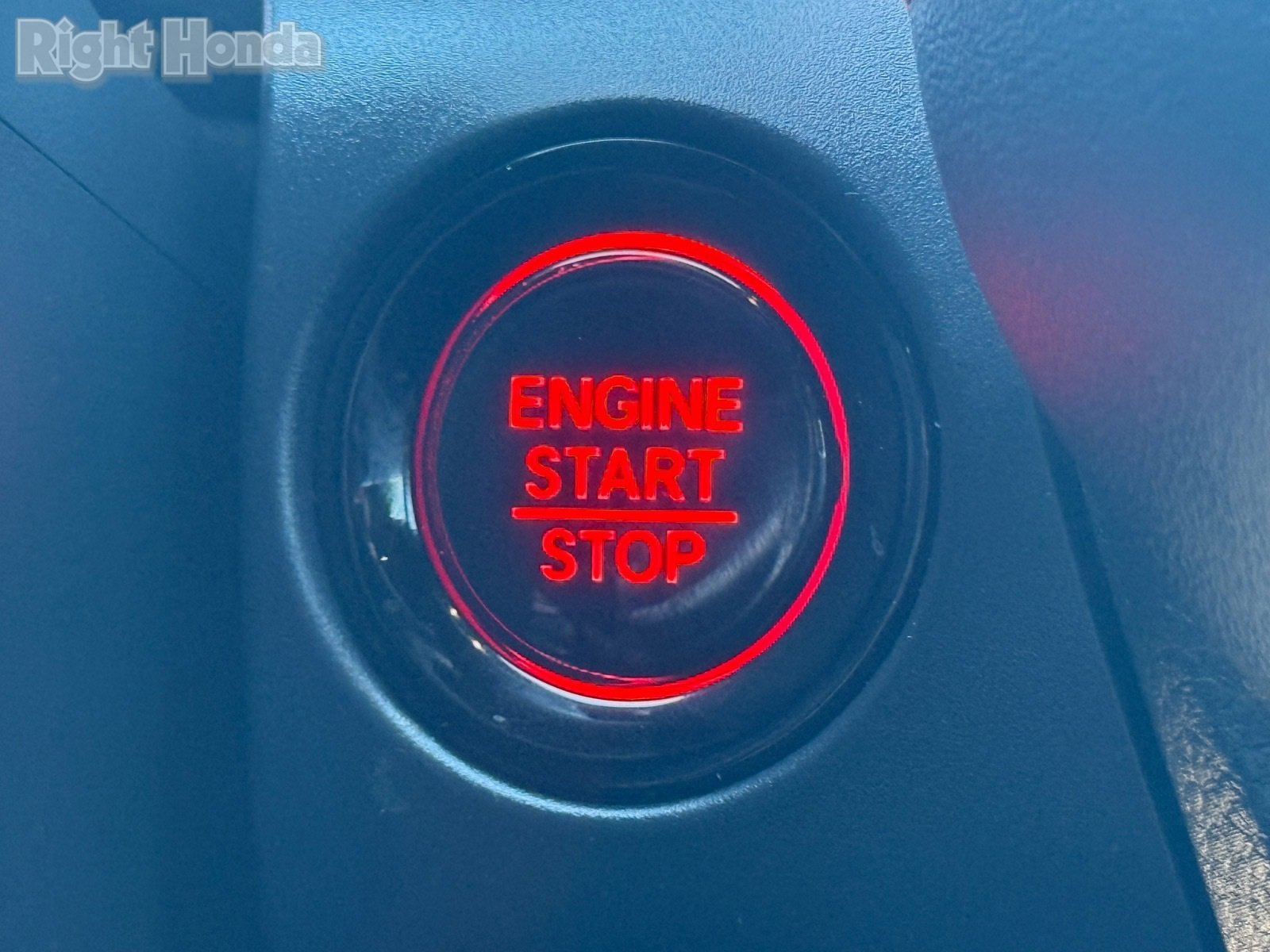 Certified 2025 Honda HR-V Sport image 26