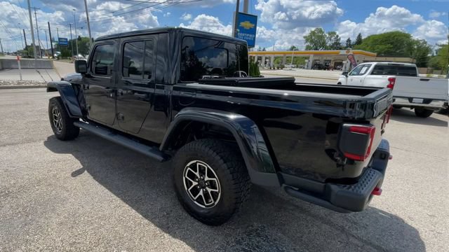 Used 2024 Jeep Gladiator Rubicon AWD/4WD image 8