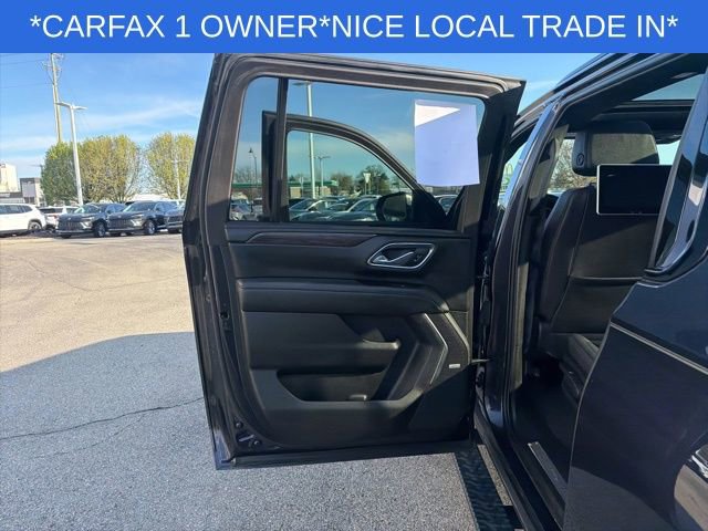 Used 2023 Chevrolet Suburban Z71 w/ Luxury Package AWD/4WD image 22