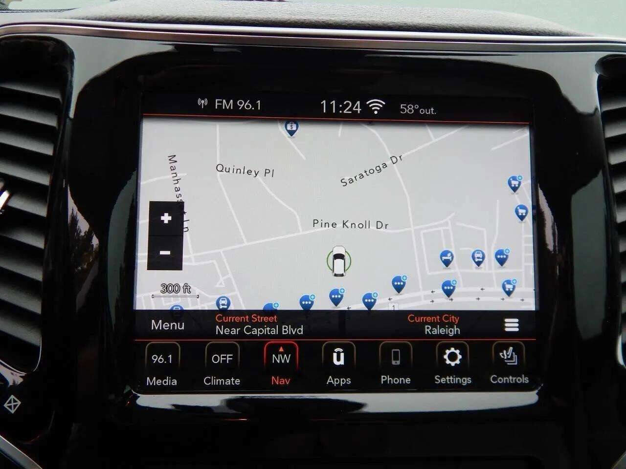 Used 2020 Jeep Cherokee Limited w/ Technology Group image 17